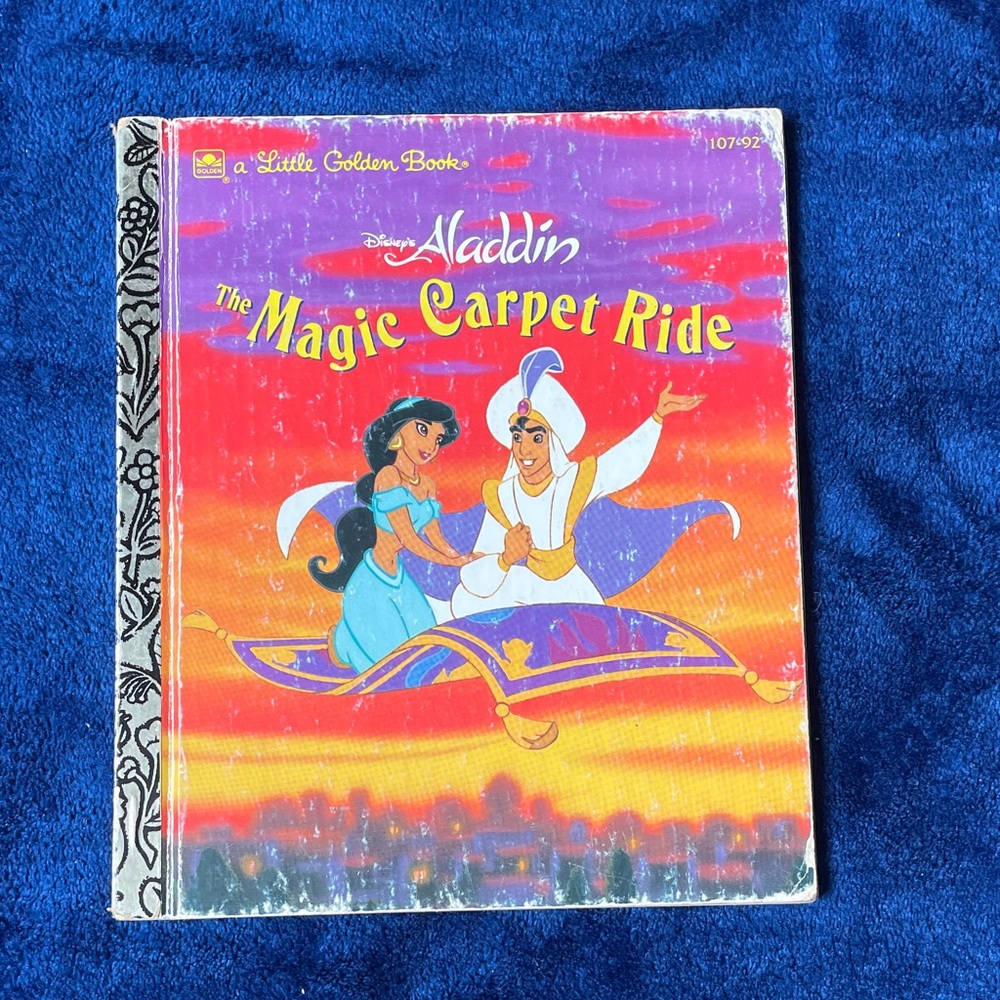 Disney Aladdin Magic Carpet Adventure Book - Red and Blue